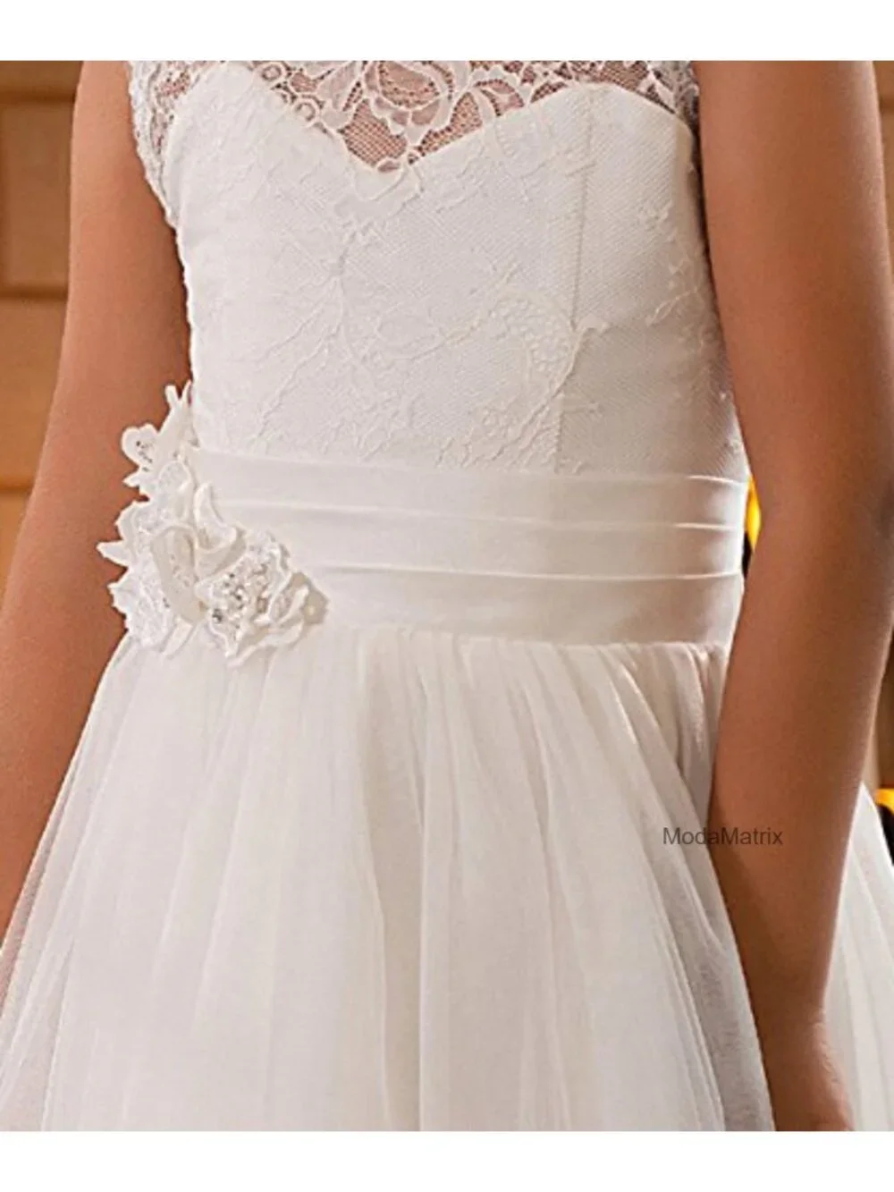 Lace Embellished A-Line Sleeveless Girls Wedding Party Dress